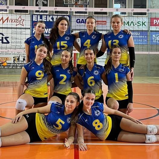 Žlté  staršie žiačky nebodovali